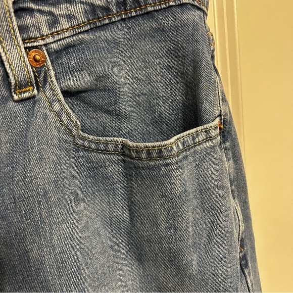 Levi’s Men’s 505 Regular Fit Straight Leg Jeans Size 34”x30” (2020) - Picture 5 of 12